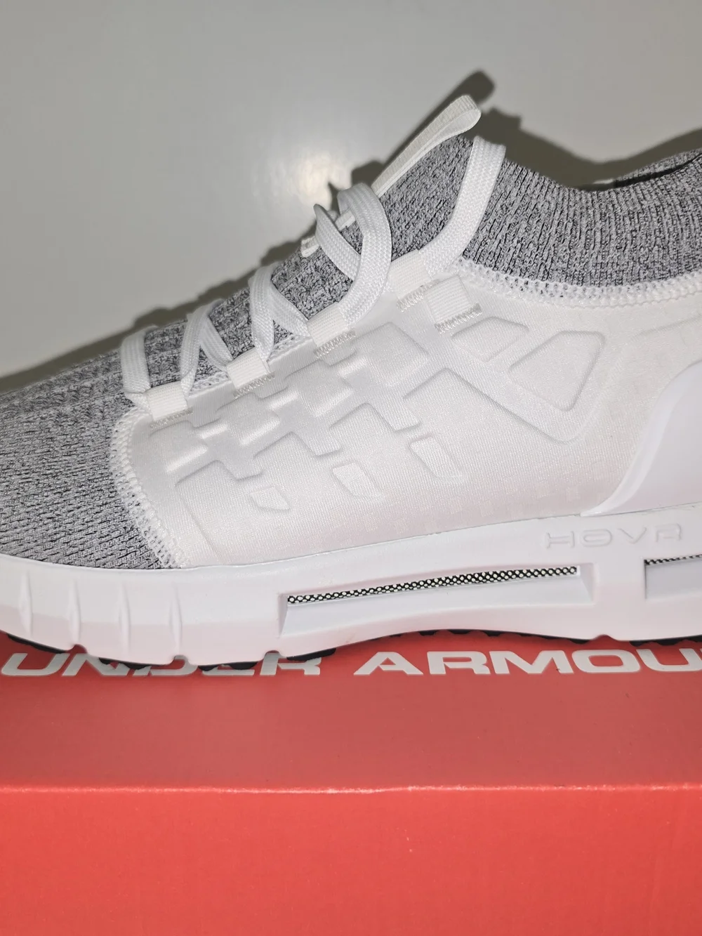 Under Armour UA Phantom 1 Men’s Running Shoes - White/Black (11.5)